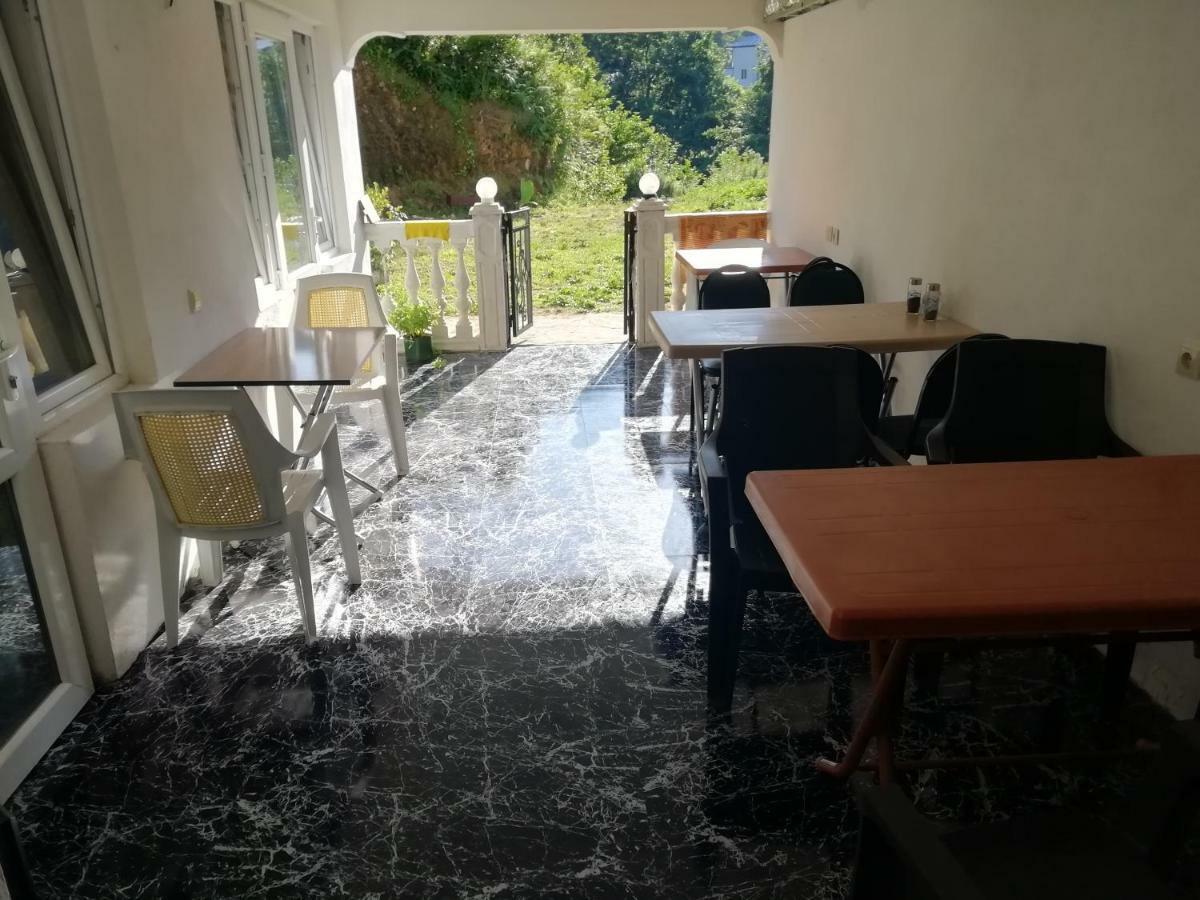 Geno Guest House Квариати Екстериор снимка
