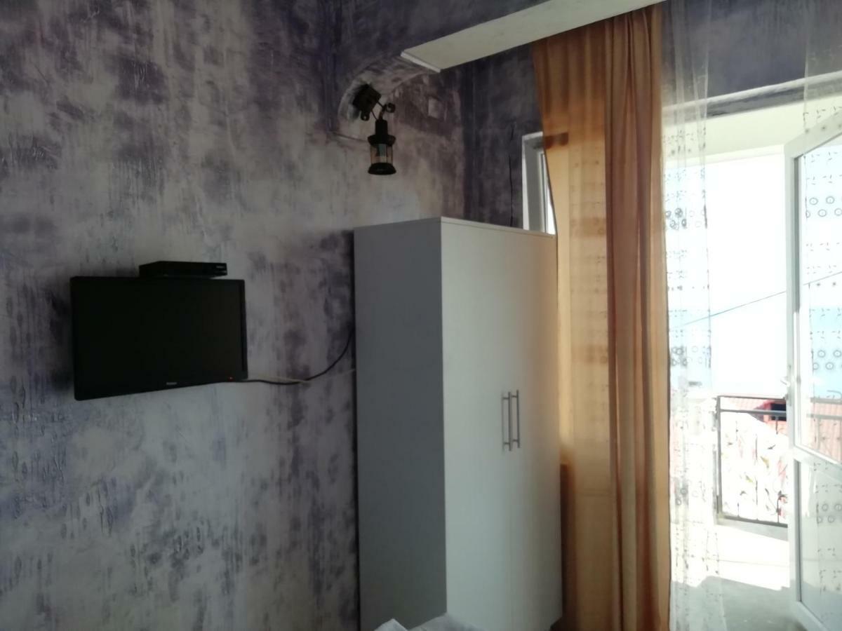 Geno Guest House Квариати Екстериор снимка