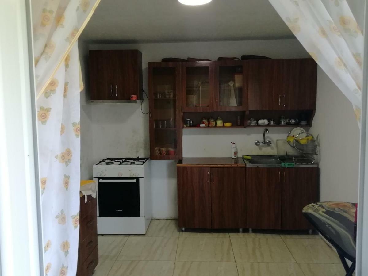 Geno Guest House Квариати Екстериор снимка