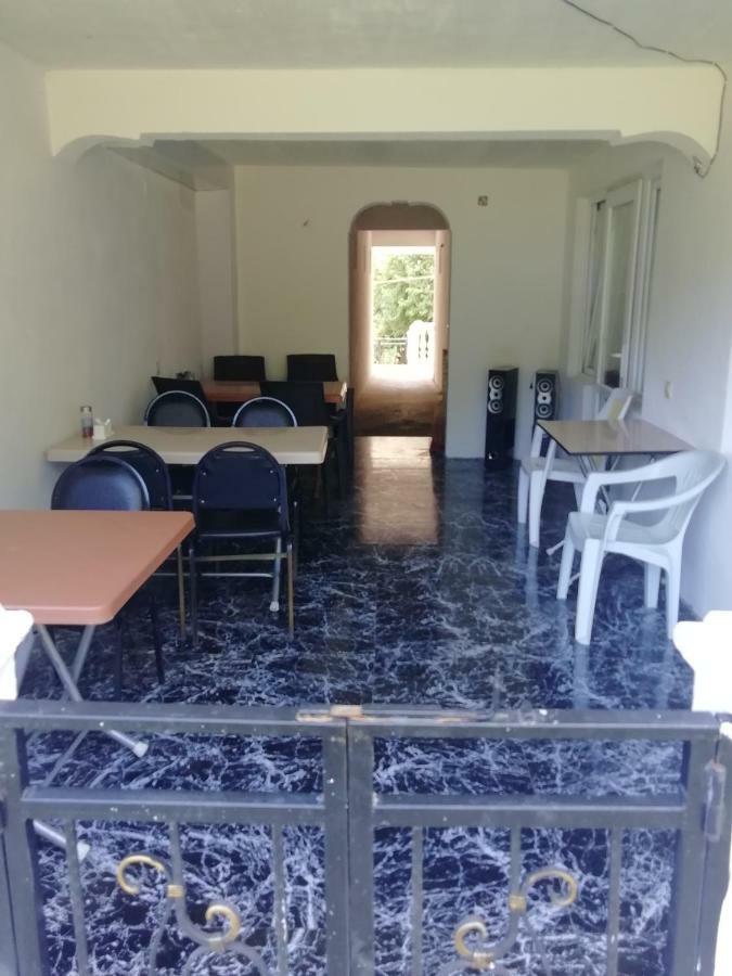 Geno Guest House Квариати Екстериор снимка