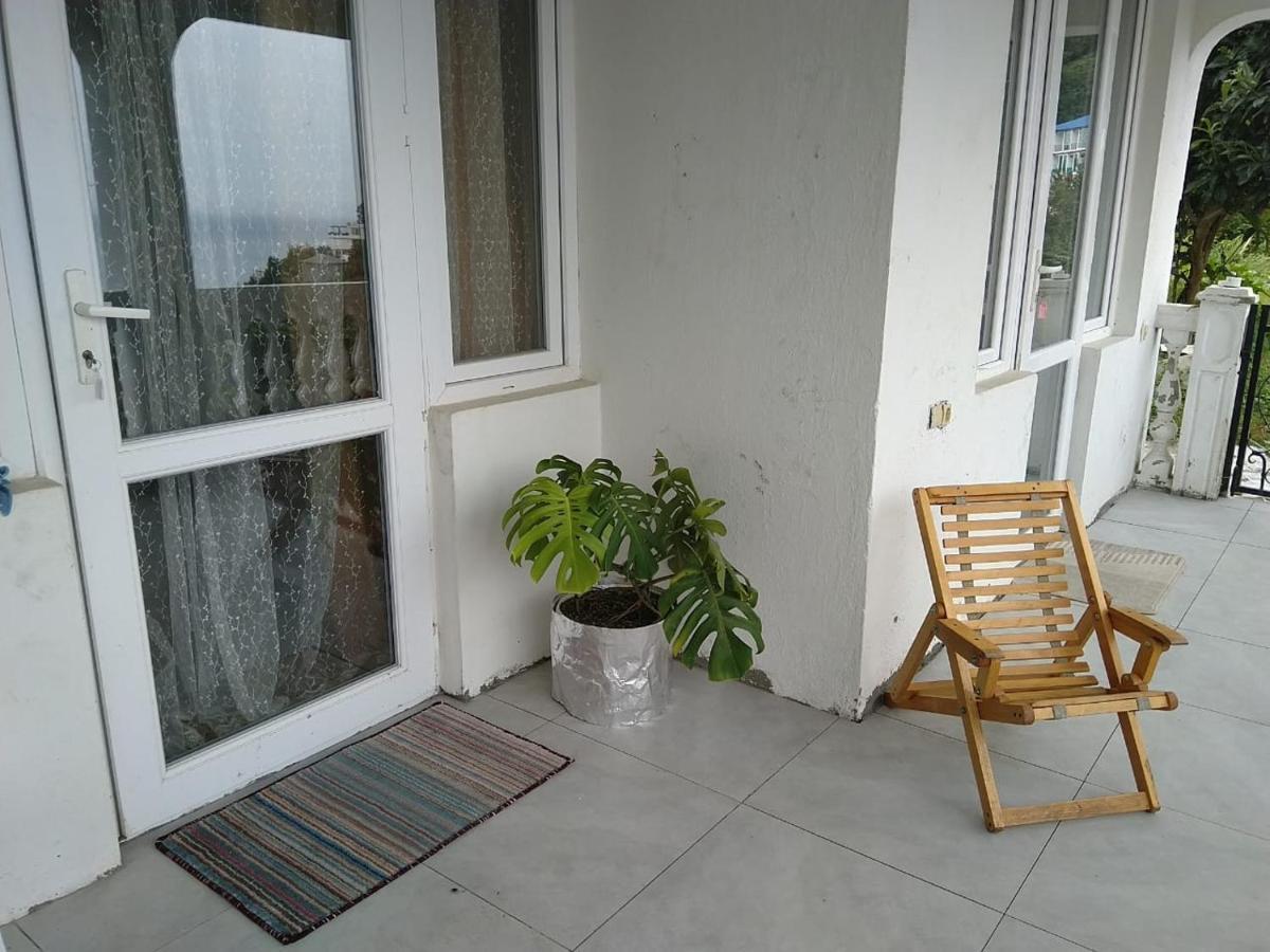 Geno Guest House Квариати Екстериор снимка
